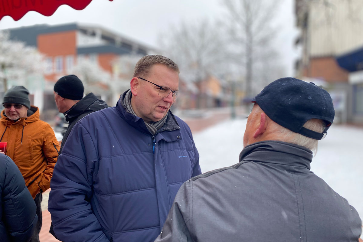 Marco im Gespräch mit den Bürgerinnen und Bürgern aus 29633 Munster