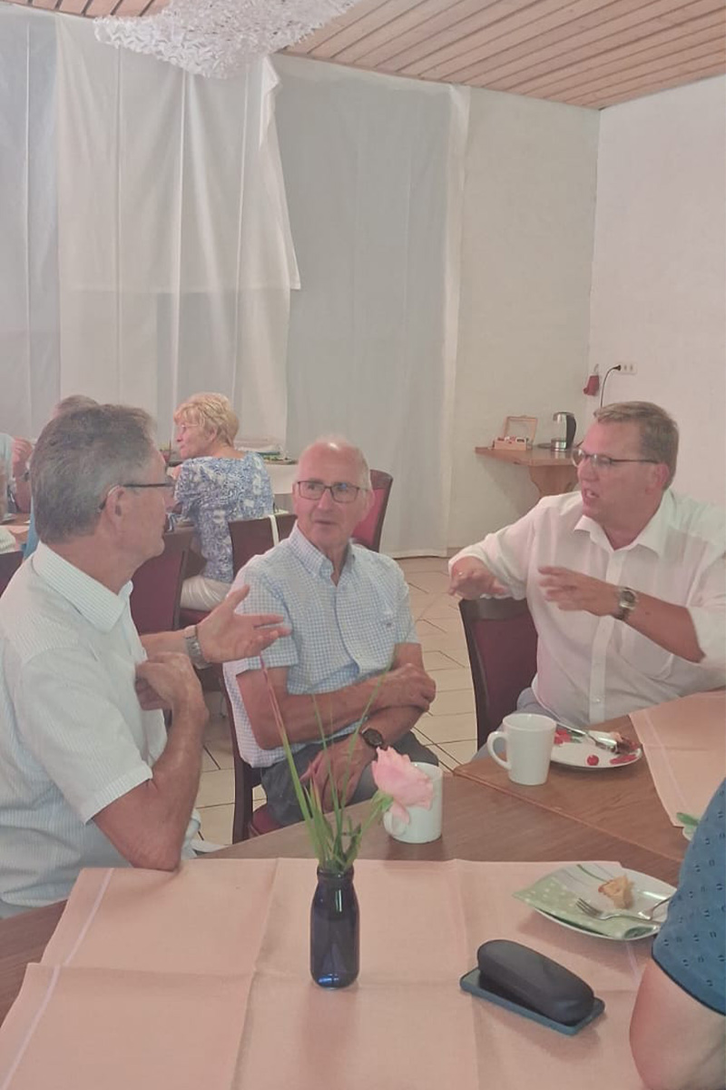 Marco im Gruppengespräch